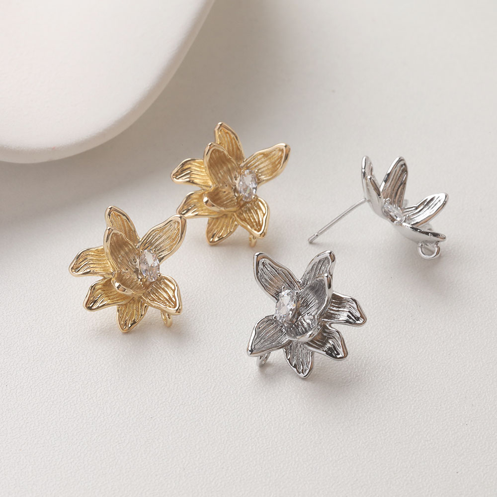4PCS Dainty Flower Ear Studs E - Flower Supply 评论和价格